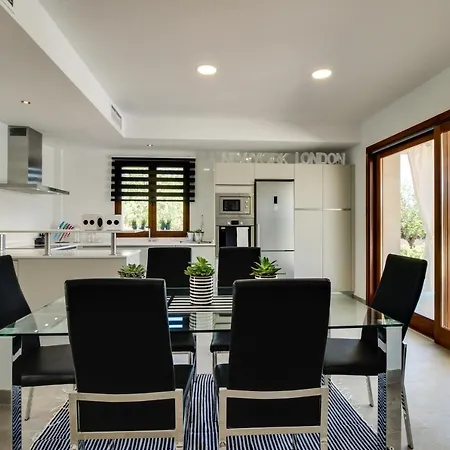 Finca Can Mutxo Holiday home